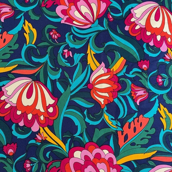 TRINA TURK FLORAL MINI SKIRT SZ 4 EUC - Picture 11 of 11